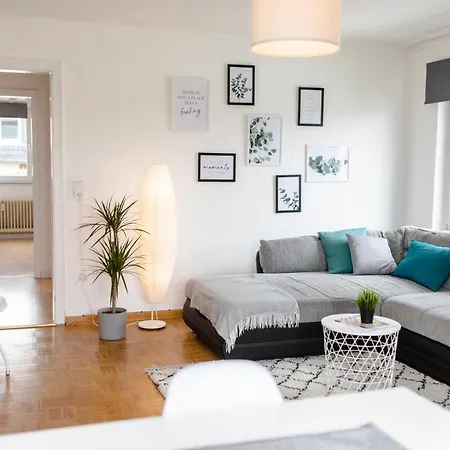 - Neu - Sweet Home, Parkplatz, Netflix Apartment