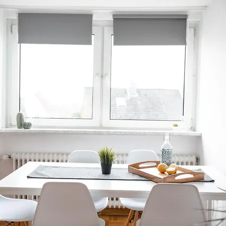 - Neu - Sweet Home, Parkplatz, Netflix * Bad Salzuflen